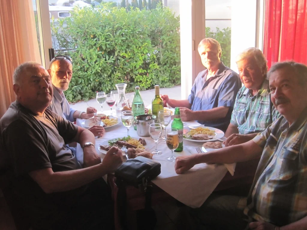  Uvecana slika i povratak nazad 