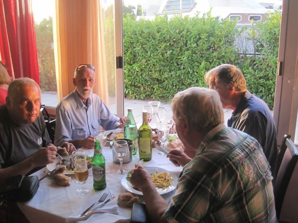  Uvecana slika i povratak nazad 