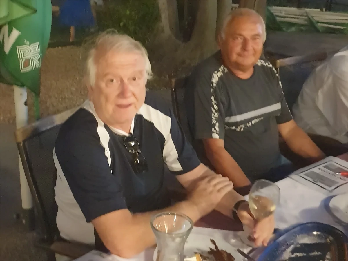  Uvecana slika i povratak nazad 