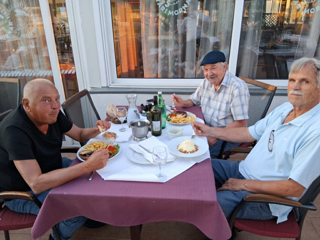  Uvecana slika i povratak nazad 