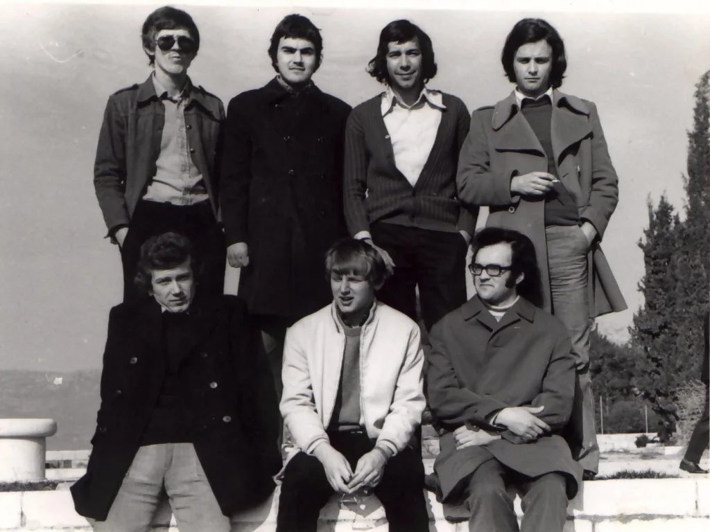  Uvecana slika i povratak nazad 